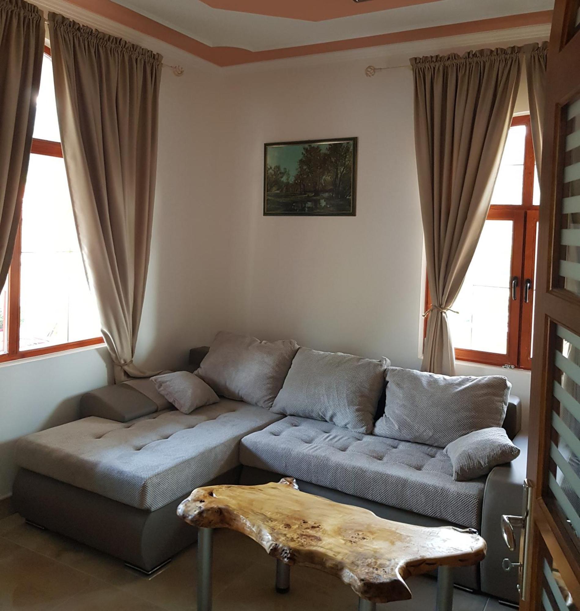 Knez Apartmani Senje Værelse billede