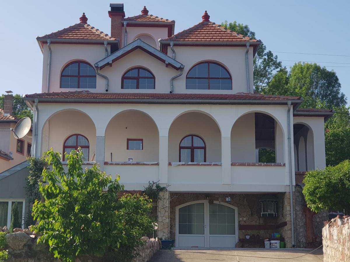 Knez Apartmani Senje Eksteriør billede